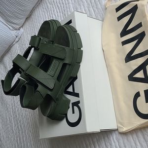 Ganni  olive sandal